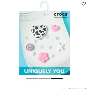 Crocs Jibbitz: Girly Icon